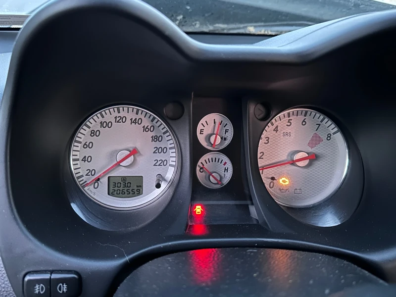 Mitsubishi Outlander 2.0 136к.с., снимка 16 - Автомобили и джипове - 50609158