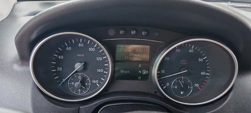 Mercedes-Benz ML 500, снимка 10 - Автомобили и джипове - 51867467