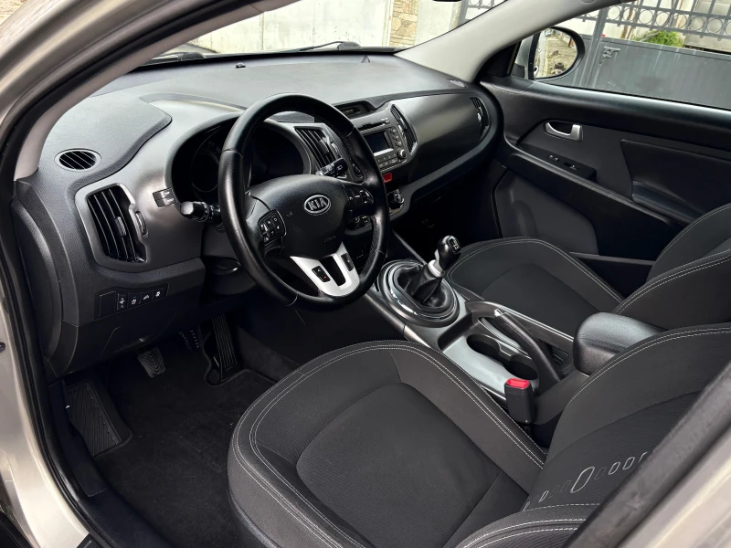 Kia Sportage 1.7CRDI Камера* Екзекутив* 188 000км* , снимка 6 - Автомобили и джипове - 52014022