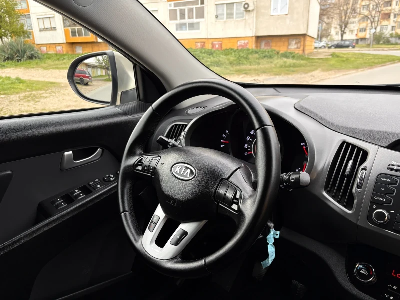 Kia Sportage 1.7CRDI Камера* Екзекутив* 188 000км* , снимка 10 - Автомобили и джипове - 52014022