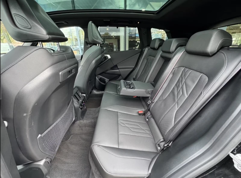 BMW X3 xDrive40d* Pano* LED* H&K, снимка 7 - Автомобили и джипове - 52233562