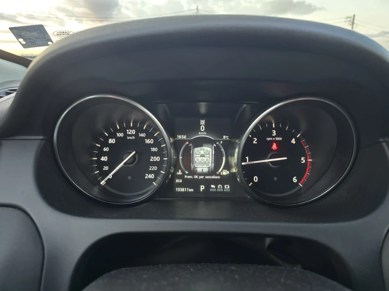 Land Rover Discovery Sport, снимка 11 - Автомобили и джипове - 52647011