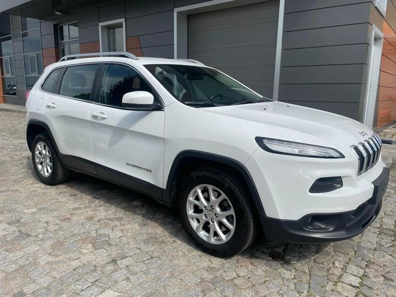 Jeep Cherokee 2.0 4х4, снимка 3 - Автомобили и джипове - 45762744