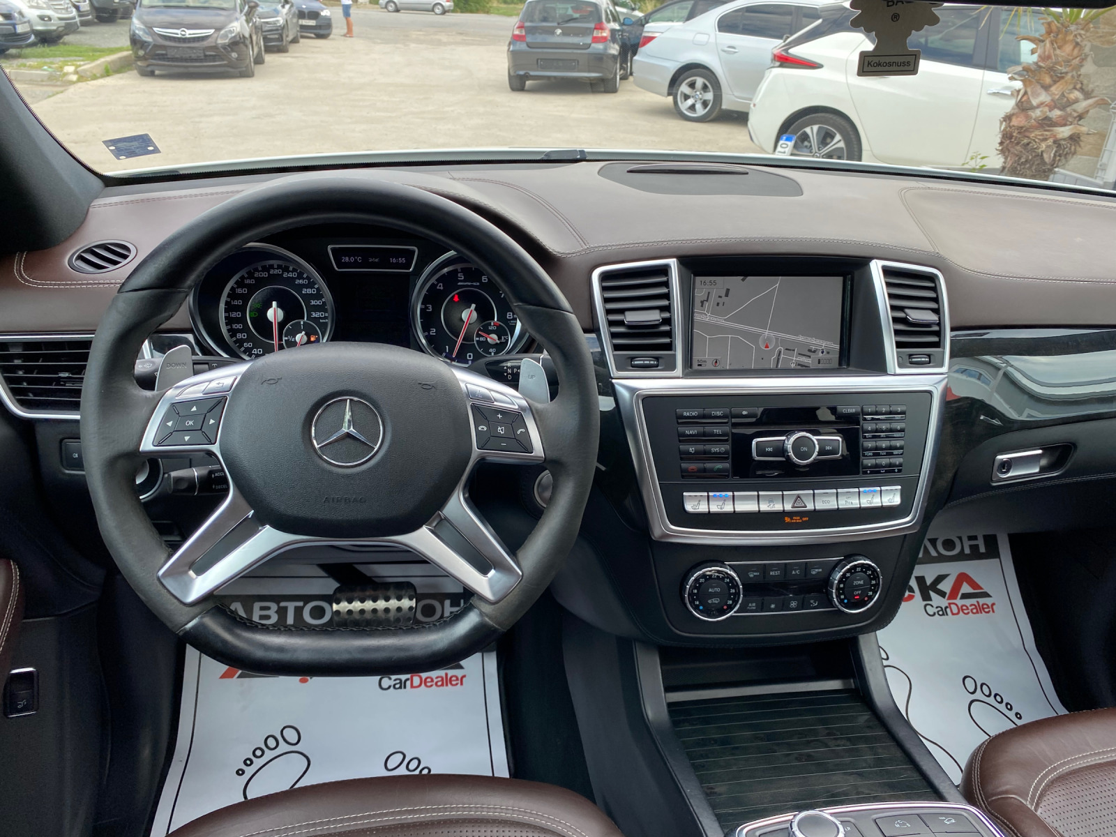 Mercedes-Benz ML 63 AMG 5.5i-525кс= DESIGNO= HARMAN= ОБДУХВАНЕ= KEYLESS - изображение 9