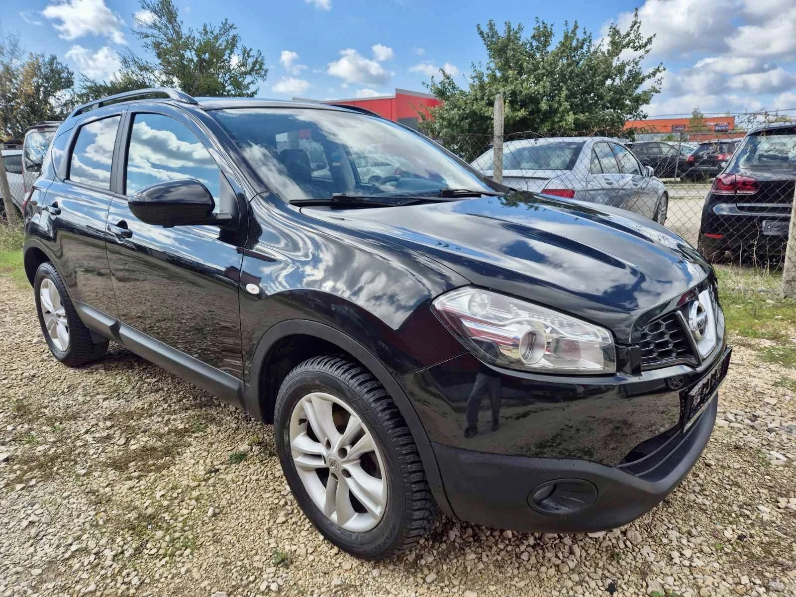 Nissan Qashqai 1.5 DCI, 3 камери и панорама - изображение 3