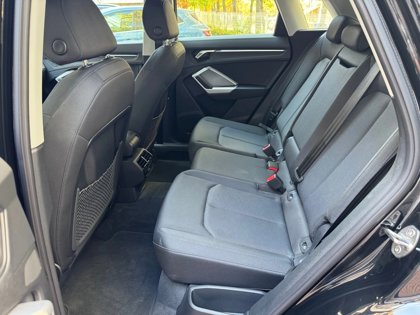 Audi Q3 Advanced 35 TDI, снимка 8 - Автомобили и джипове - 56269690