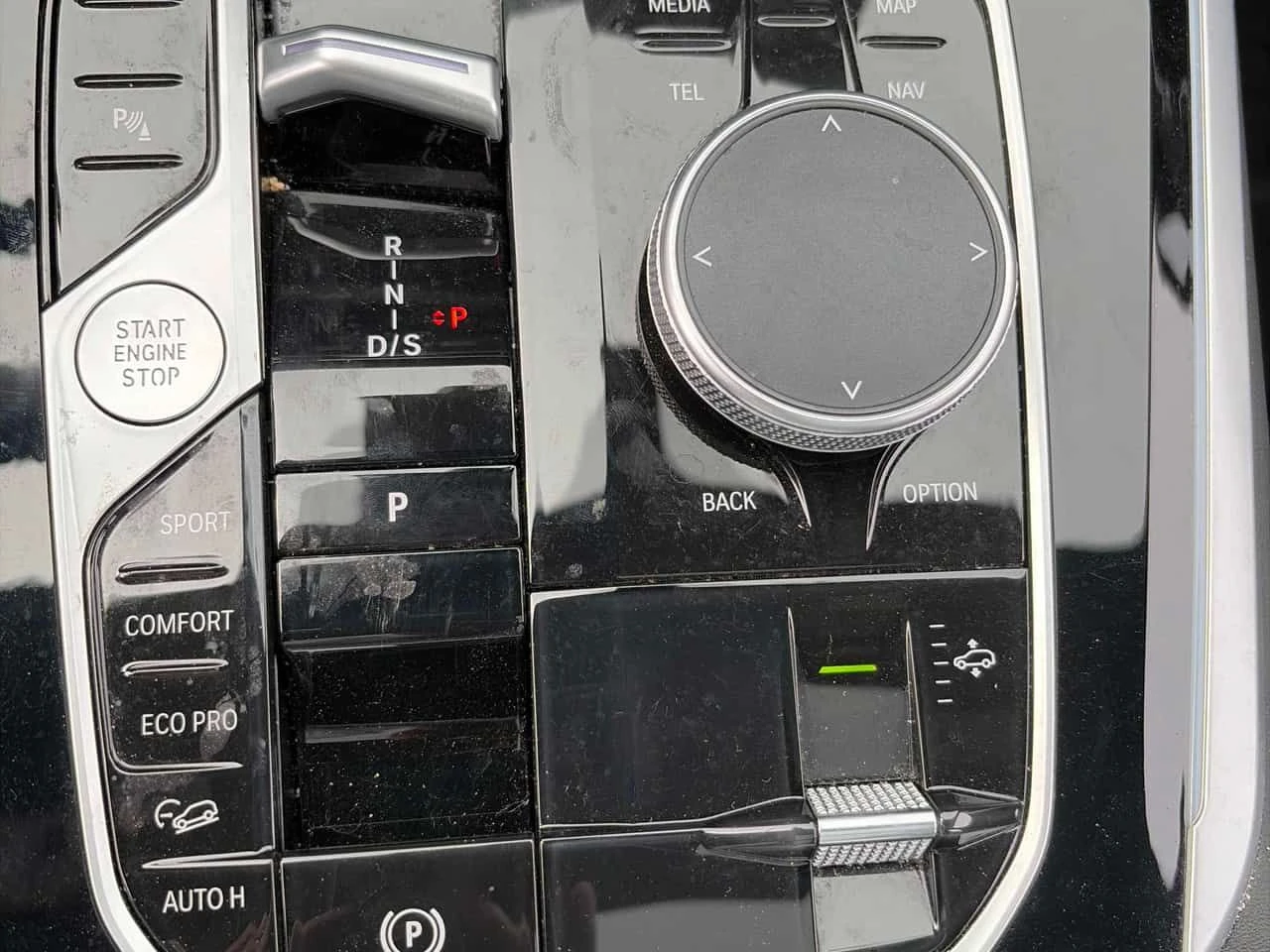 BMW X5 * xDrive40i * АДАПТИВНО * 2 КЛЮЧА * ДИСТРОНИК * 36, снимка 16 - Автомобили и джипове - 54034655