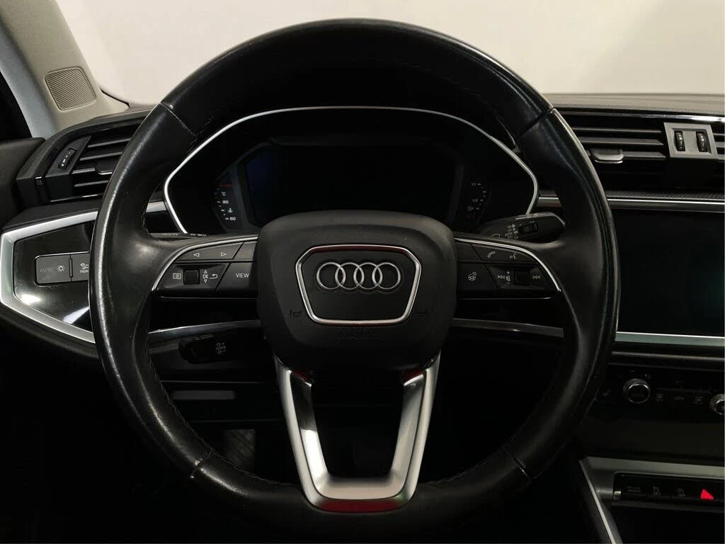 Audi Q3 4.0TFSI / QUATRO, снимка 11 - Автомобили и джипове - 54573196