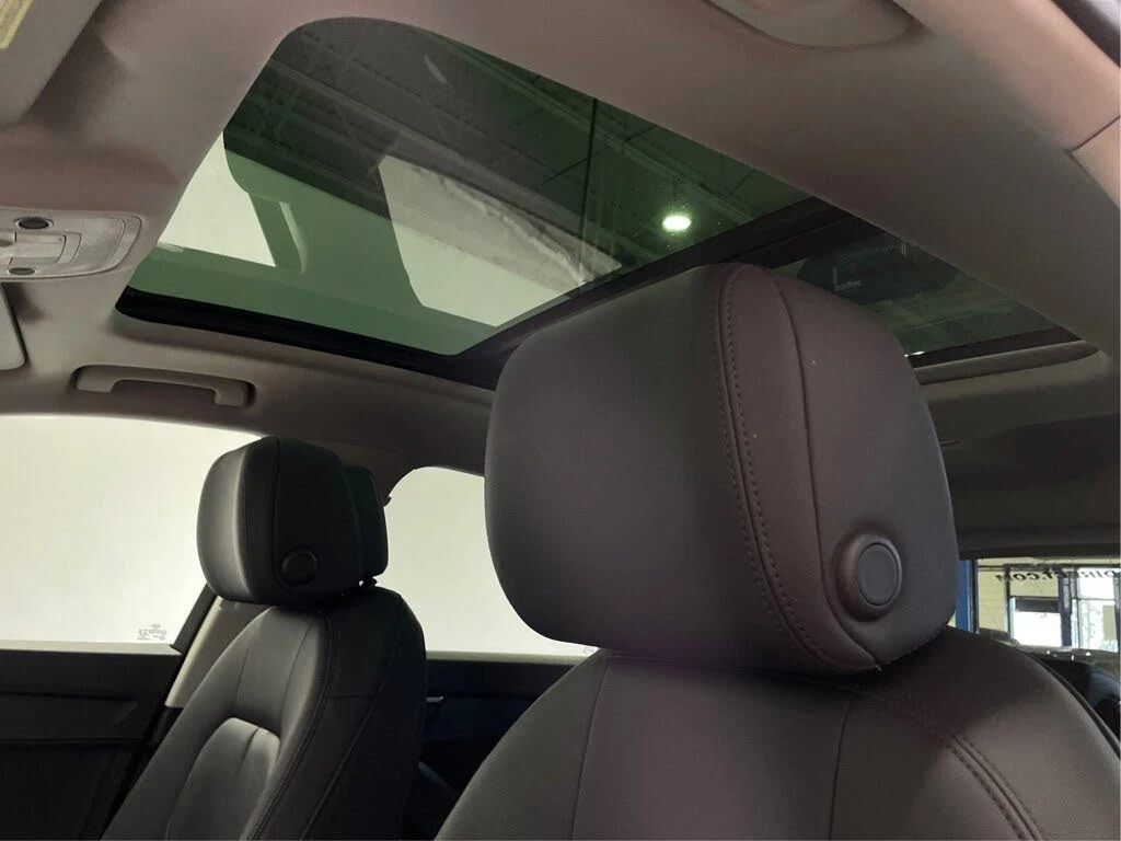 Audi Q3 4.0TFSI / QUATRO, снимка 16 - Автомобили и джипове - 54573196