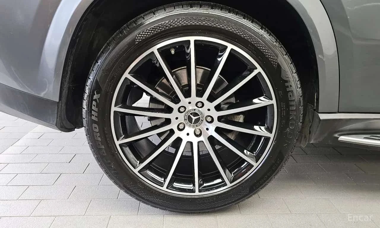 Mercedes-Benz GLE * GLE400d 4MATIC Coupe * CARFAX * ЦЕНА ДО БГ, снимка 5 - Автомобили и джипове - 55557111