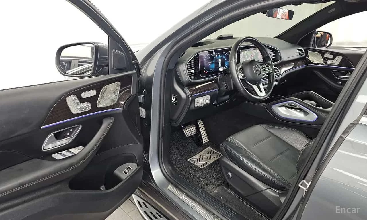Mercedes-Benz GLE * GLE400d 4MATIC Coupe * CARFAX * ЦЕНА ДО БГ, снимка 7 - Автомобили и джипове - 55557111