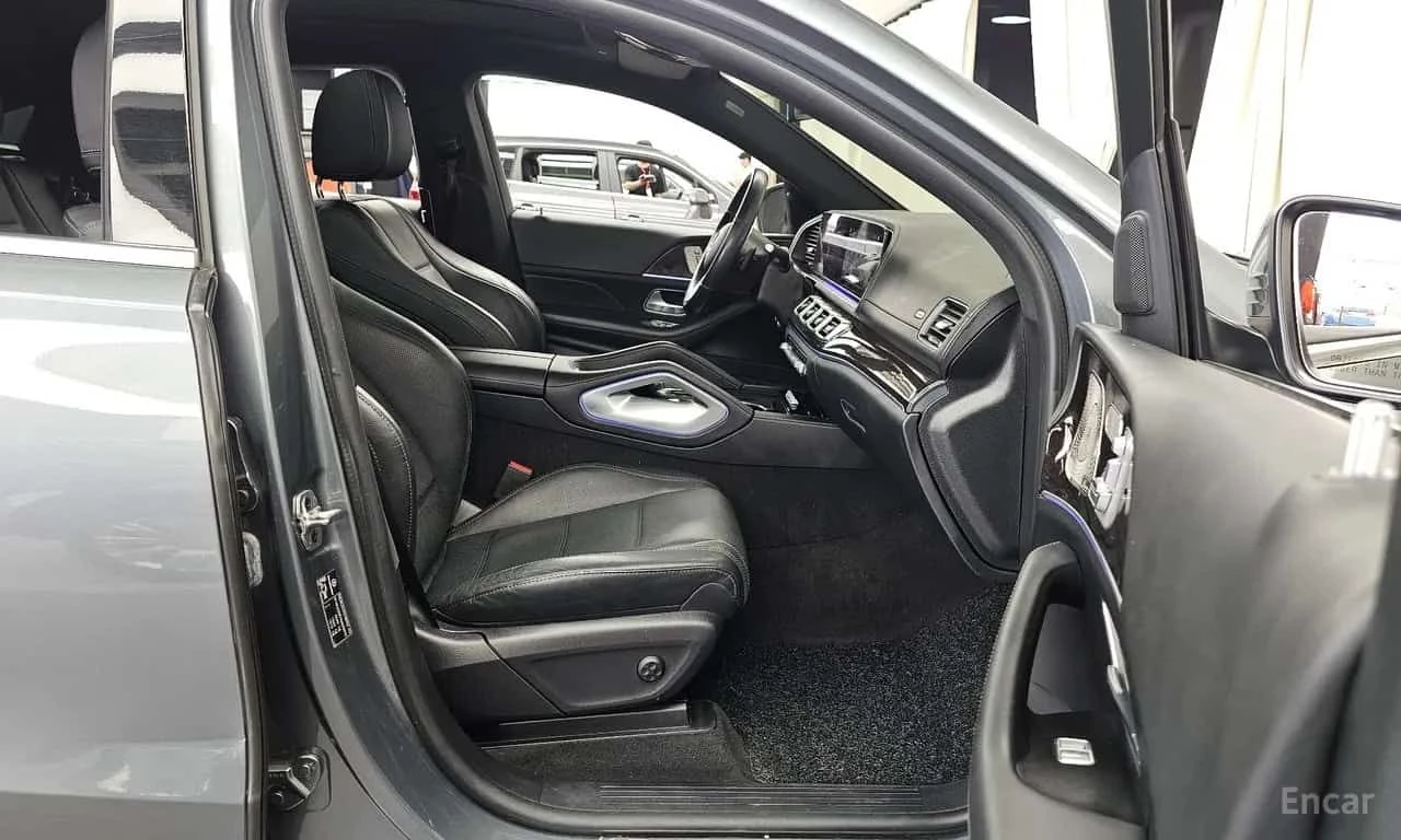 Mercedes-Benz GLE * GLE400d 4MATIC Coupe * CARFAX * ЦЕНА ДО БГ, снимка 16 - Автомобили и джипове - 55557111
