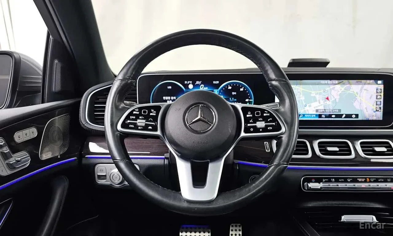 Mercedes-Benz GLE * GLE400d 4MATIC Coupe * CARFAX * ЦЕНА ДО БГ, снимка 9 - Автомобили и джипове - 55557111