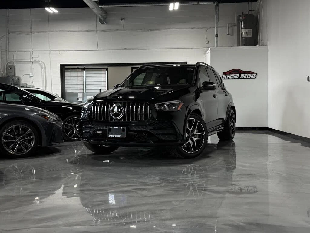 Mercedes-Benz GLE 53 4MATIC 4MATIC+ * NIGHT PACK* BURMESTER* CARBON* КРАЙНА ЦЕ, снимка 2 - Автомобили и джипове - 56004997