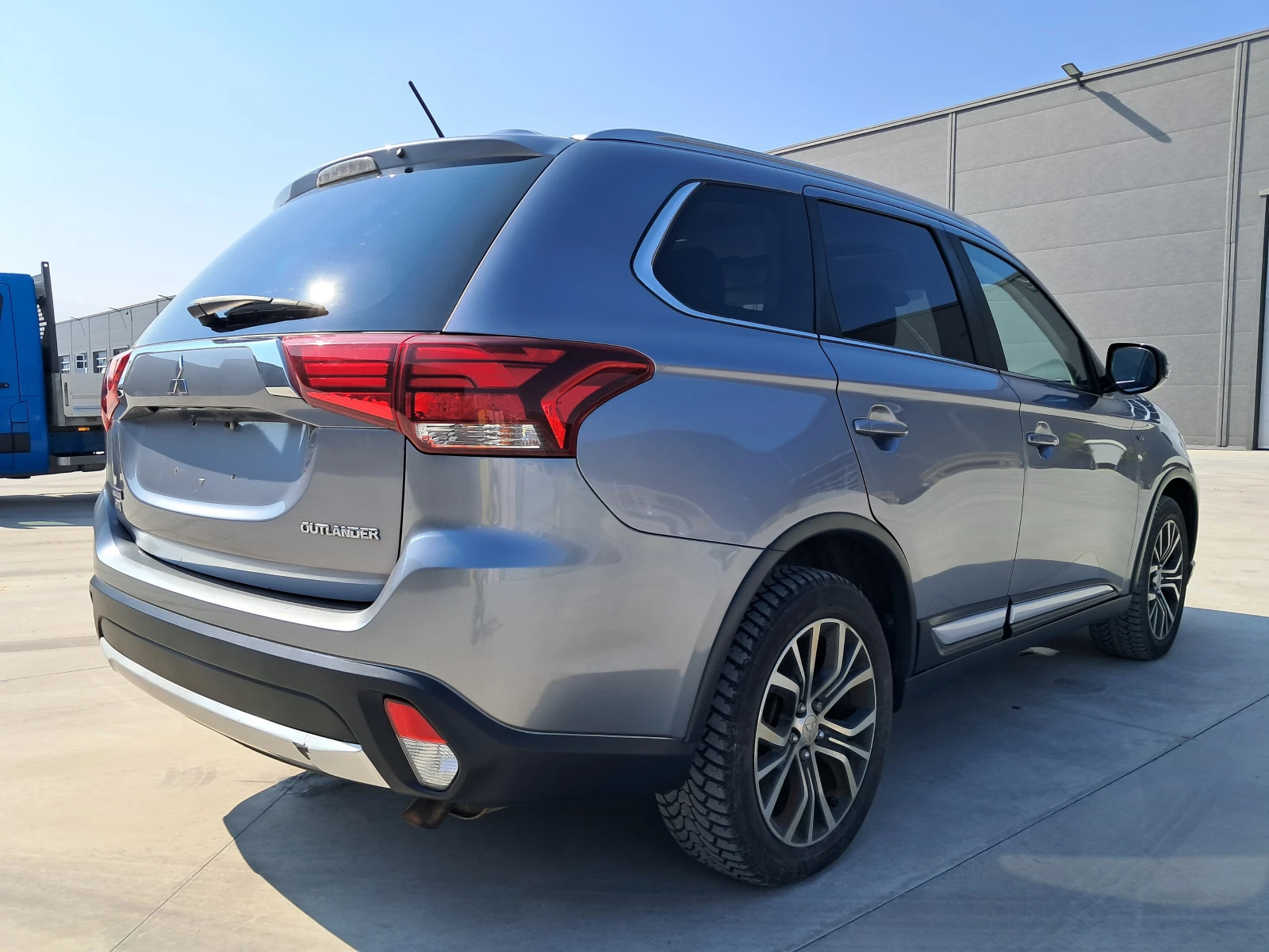 Mitsubishi Outlander 3.0 GT S-AWC 7����� | Mobile.bg � ����������� 6