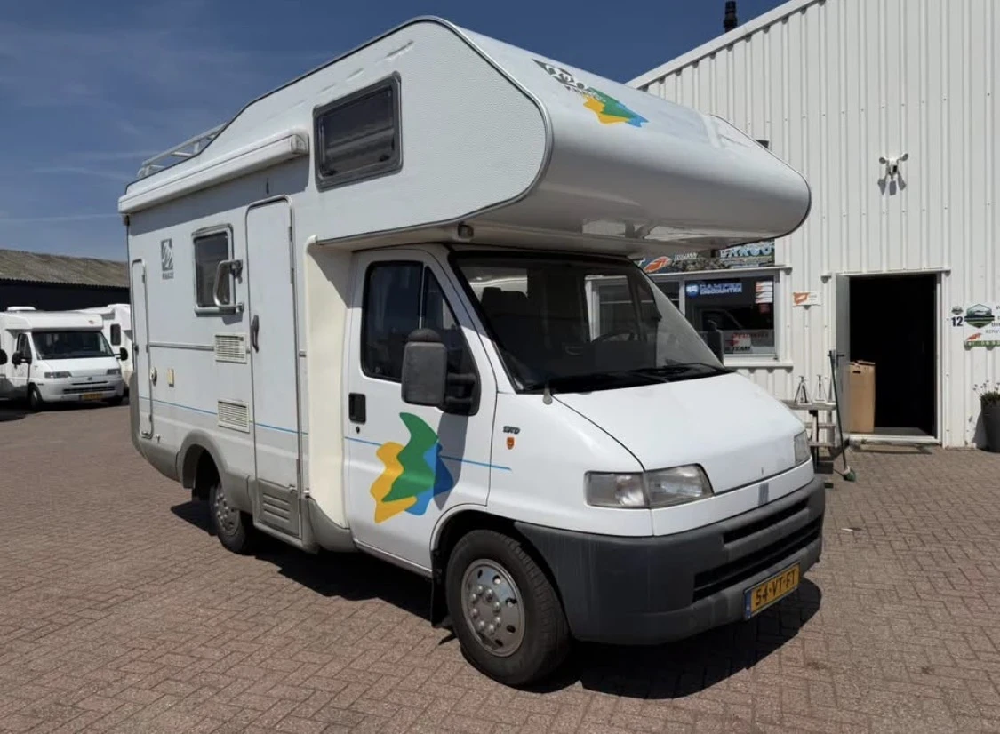 Кемпер Knaus Giat Ducato 2500 
