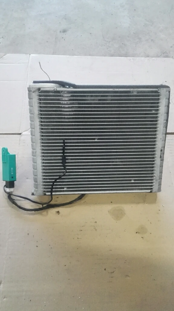 Радиатор климатик вътрешен Ланчия Ипсилон 1.2Б