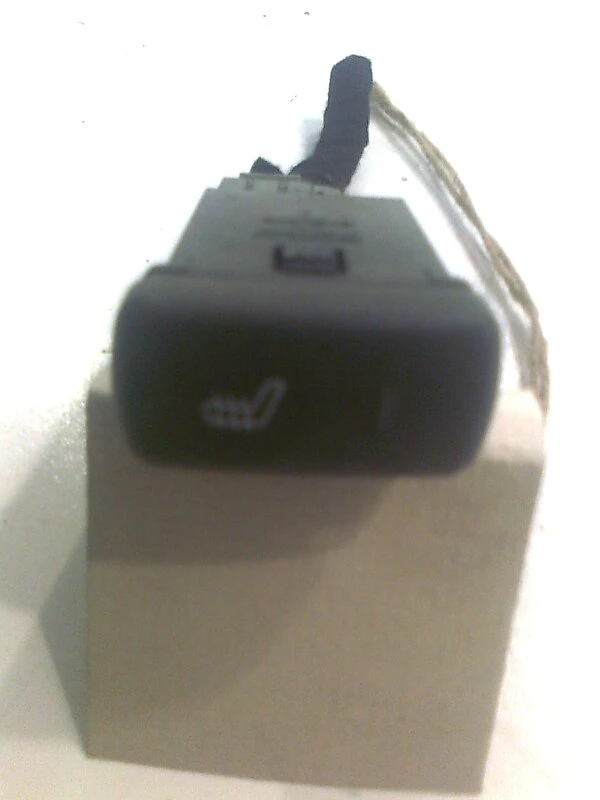 копче подгрев седалка (4) за Волво В40 2.0