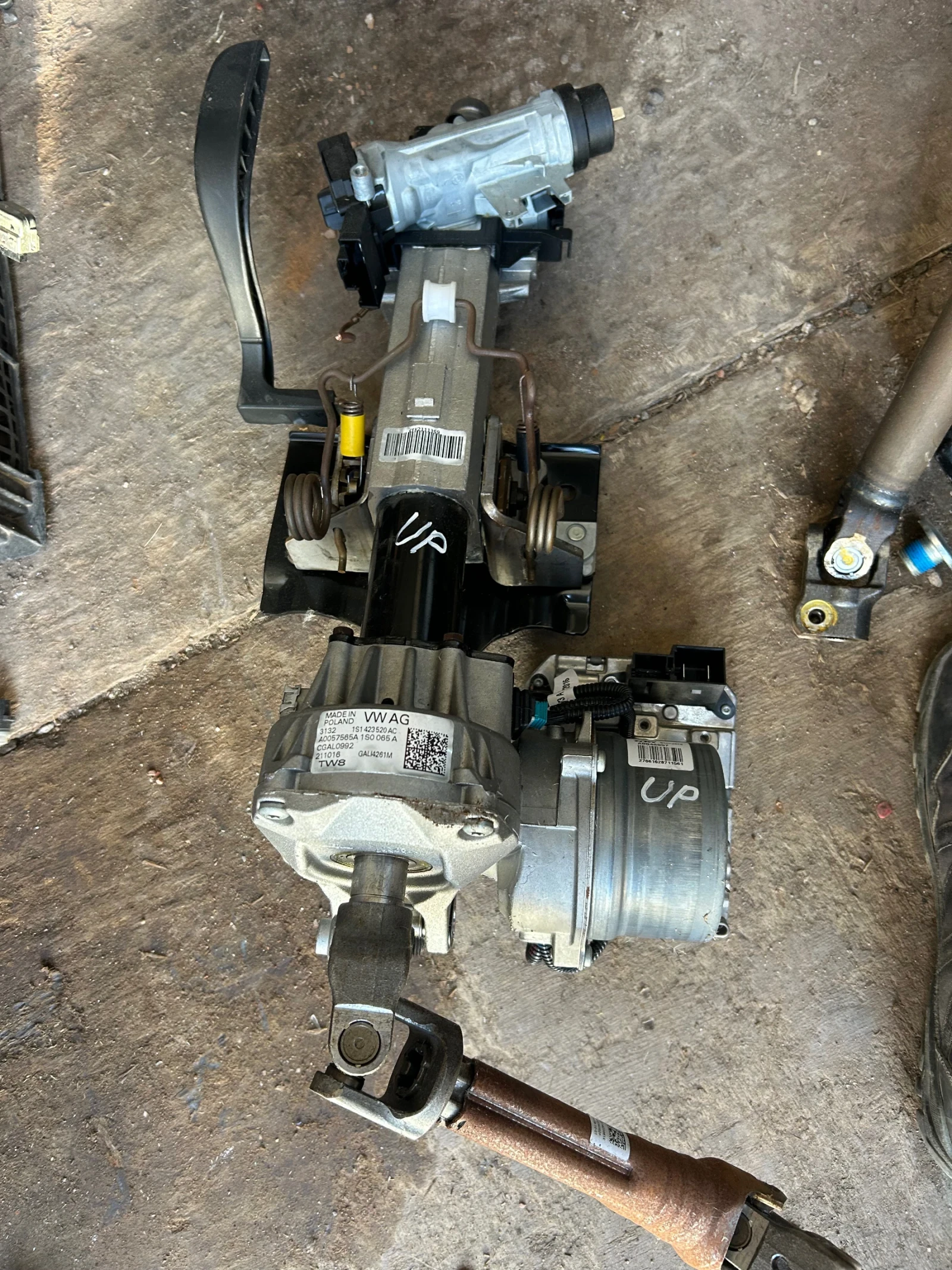 1S1423520AC ����������� VOLKSWAGEN  UP 6R1.909.144.AJ  | Mobile.bg � ����������� 1