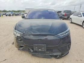 Ford Mustang Mach-E GT AWD, снимка 5