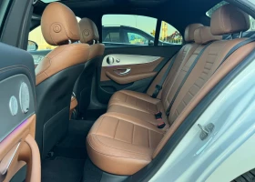 Mercedes-Benz E 220 Mercedes-Benz E220d 4MATIC AMG | 2018 | FULL EXTRA, снимка 11