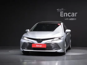Toyota Camry 2.5 Automatic, снимка 2