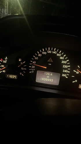 Mercedes-Benz E 270 Мултимедия, снимка 10
