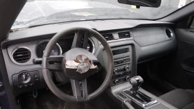 Ford Mustang 3.7 V6 309 к.с., снимка 11