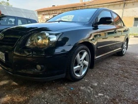 Toyota Avensis Седан, снимка 13