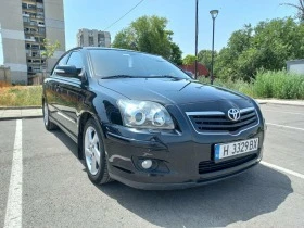 Toyota Avensis Седан, снимка 14