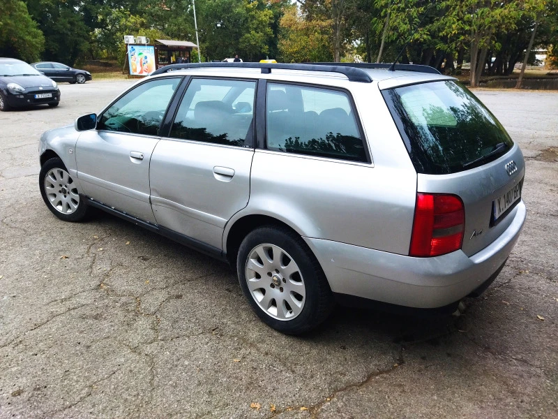 Audi A4 2.5 TDI , снимка 10 - Автомобили и джипове - 47481171