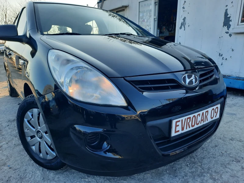 Hyundai I20 2011та 1.3i НОВА !, снимка 2 - Автомобили и джипове - 49365044