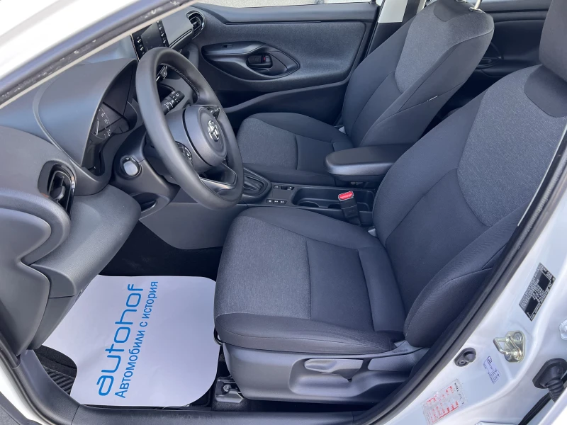 Toyota Yaris LIGHT/HYBRID/1.5vvt-i/115K.C./Е-CVT AT, снимка 8 - Автомобили и джипове - 50667048