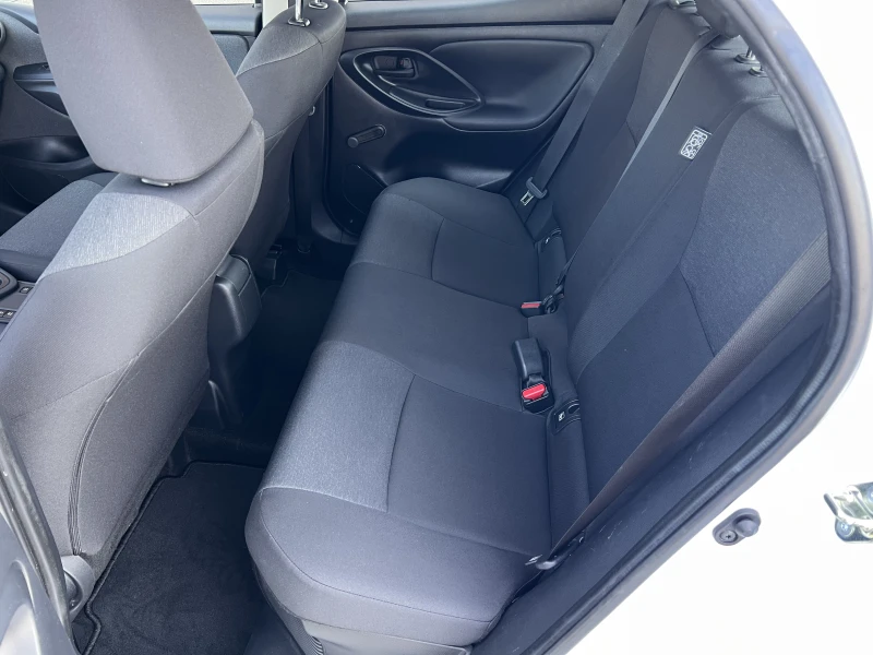 Toyota Yaris LIGHT/HYBRID/1.5vvt-i/115K.C./Е-CVT AT, снимка 10 - Автомобили и джипове - 50667048