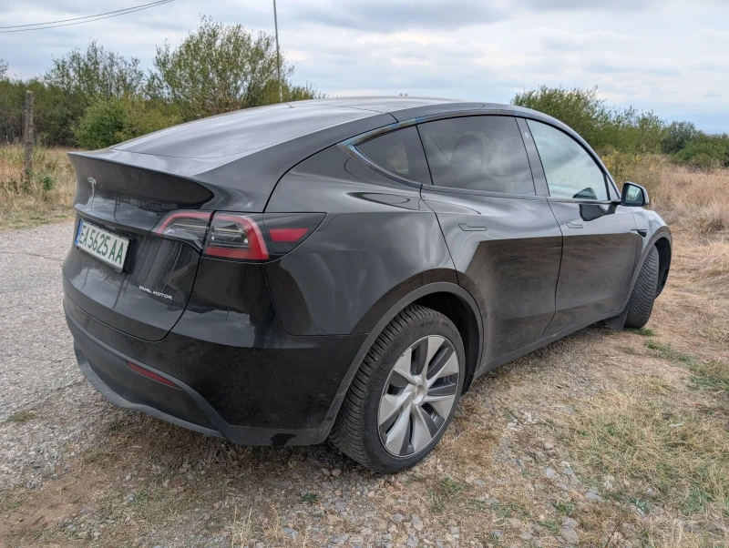 Tesla Model Y LR AWD, снимка 2 - Автомобили и джипове - 51847170