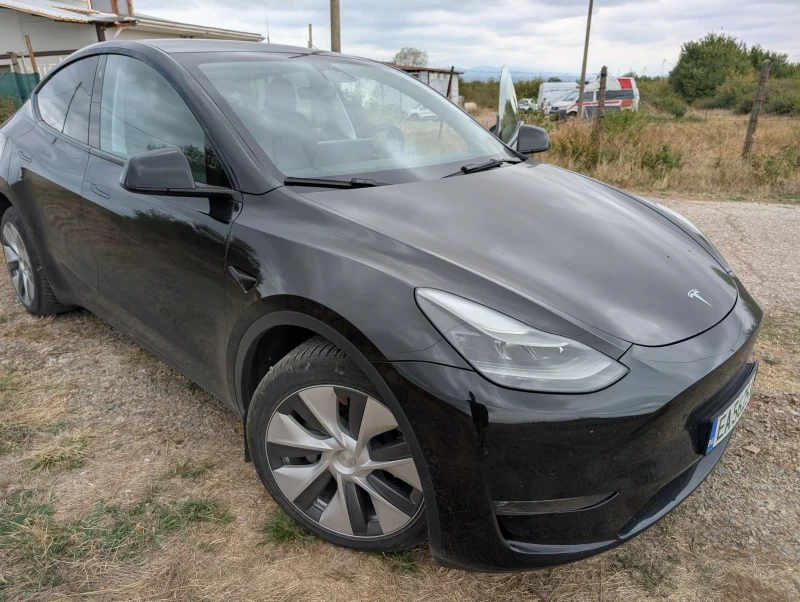 Tesla Model Y LR AWD