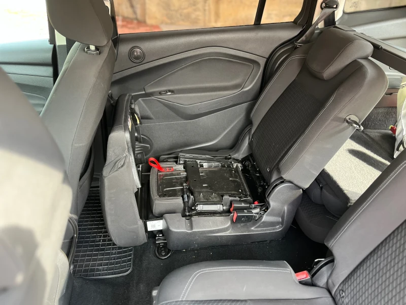 Ford Grand C-Max 1.0 ecoboost, снимка 11 - Автомобили и джипове - 52107360