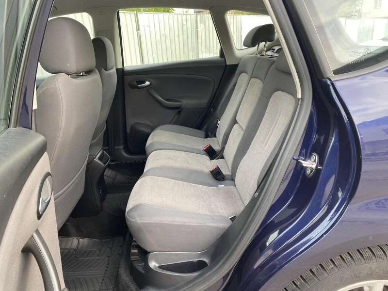 Seat Altea XL, снимка 4 - Автомобили и джипове - 52669897