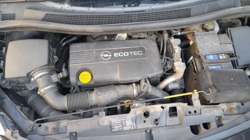 Opel Meriva 1.7 CDTI , снимка 12 - Автомобили и джипове - 52541865