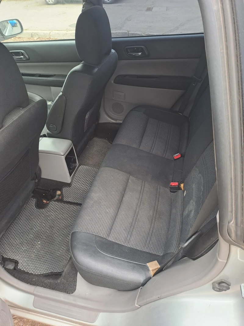 Subaru Forester, снимка 10 - Автомобили и джипове - 52844528