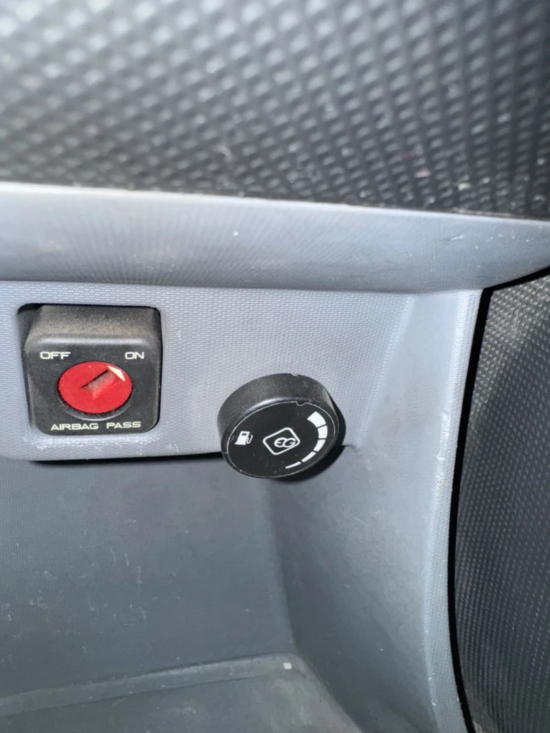 Citroen C1, снимка 11 - Автомобили и джипове - 53208374