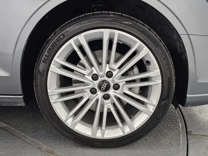 Audi A3 2.0 TFSI, снимка 5 - Автомобили и джипове - 54139666