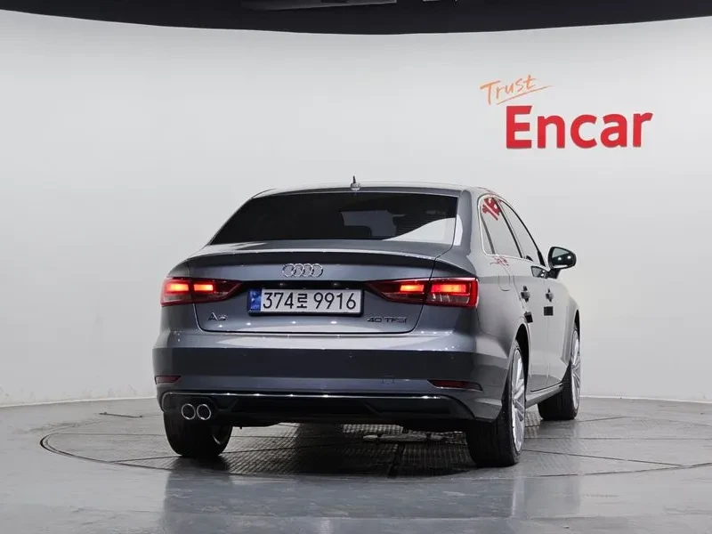 Audi A3 2.0 TFSI, снимка 4 - Автомобили и джипове - 54139666