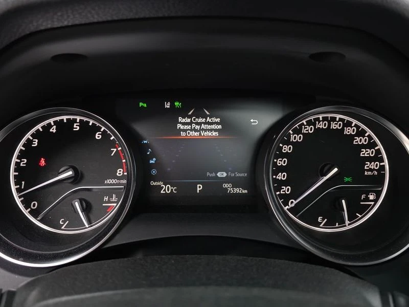 Toyota Camry 2.5 Automatic, снимка 11 - Автомобили и джипове - 55662567