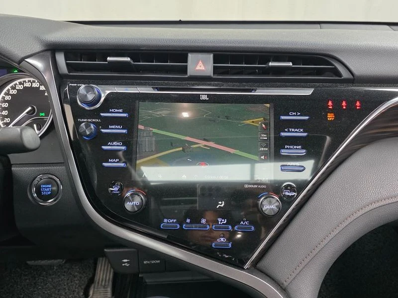 Toyota Camry 2.5 Automatic, снимка 13 - Автомобили и джипове - 55662567