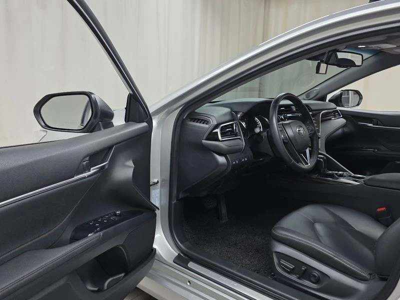 Toyota Camry 2.5 Automatic, снимка 6 - Автомобили и джипове - 55662567