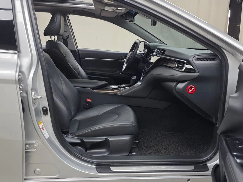 Toyota Camry 2.5 Automatic, снимка 7 - Автомобили и джипове - 55662567