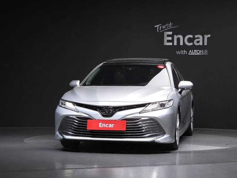 Toyota Camry 2.5 Automatic, снимка 2 - Автомобили и джипове - 55662567