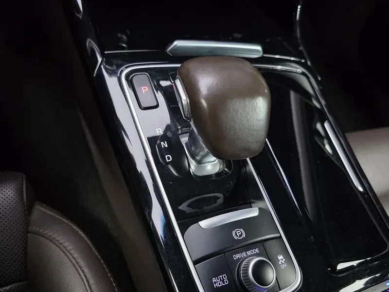 Kia Stinger 2.0 Turbo Awd Platinum, снимка 9 - Автомобили и джипове - 56359813