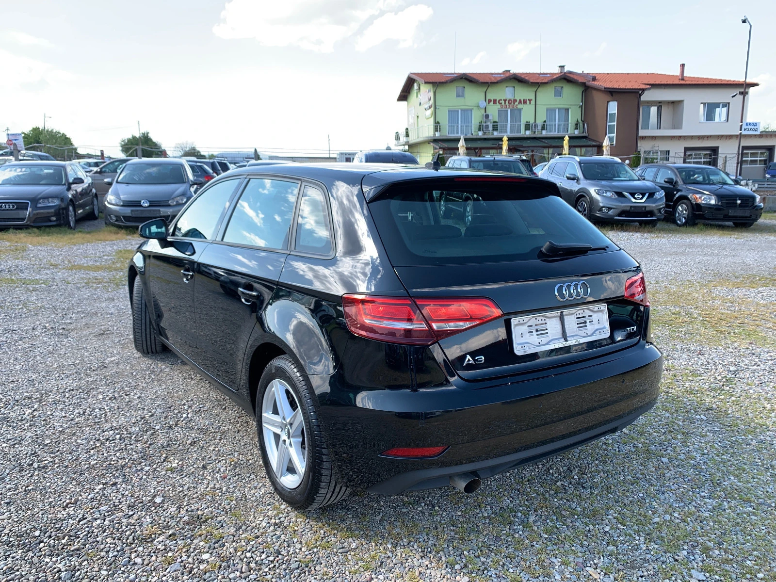 Audi A3 1.6TDI euro6B PERFEKT - изображение 7